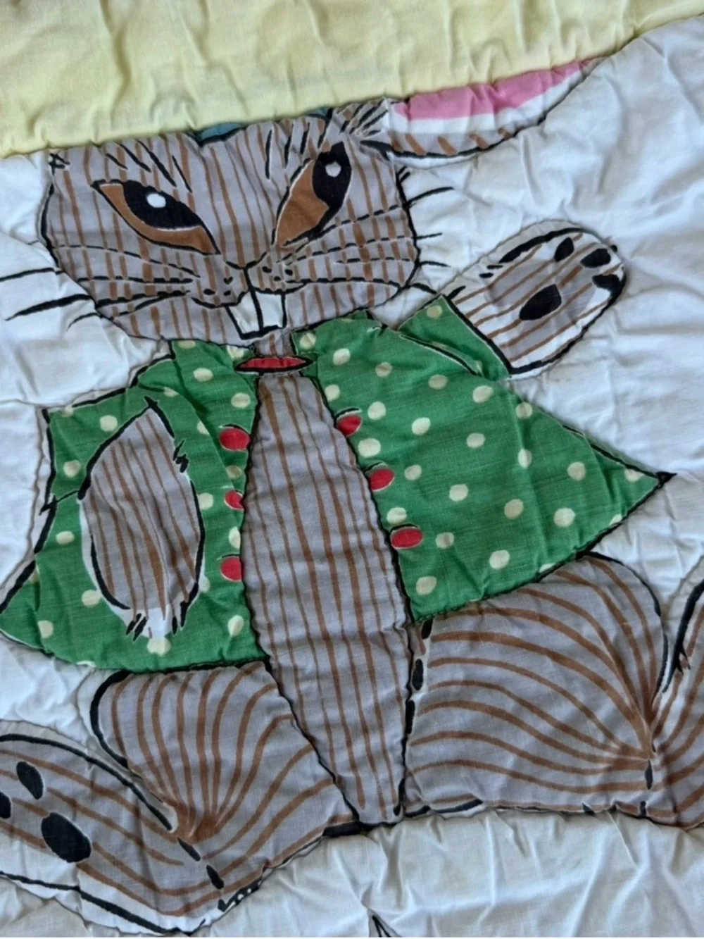 VTG Mid Century Animal Crib Blanket Puppy Kitty Bunny Flower Yellow Cutter 38x44
